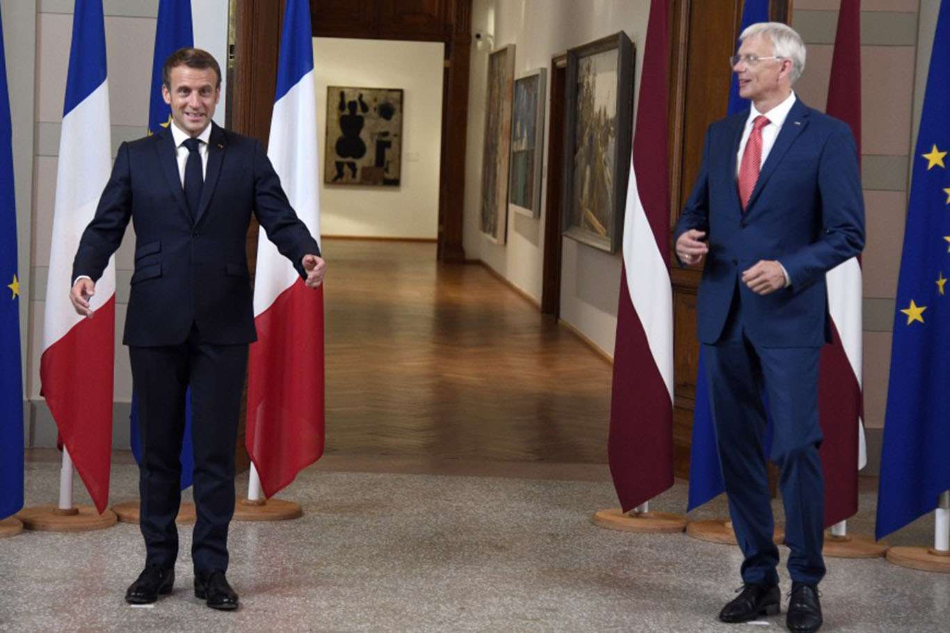 Macron: Turkey’s warlike rhetoric is encouraging Azerbaijan to reconquer Karabakh